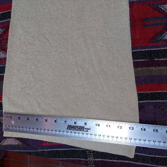 Maki Womens V-Neck Gold Metallic Knit Sheath Mini Party Dress Sleeveless Stretch - Picture 8 of 8